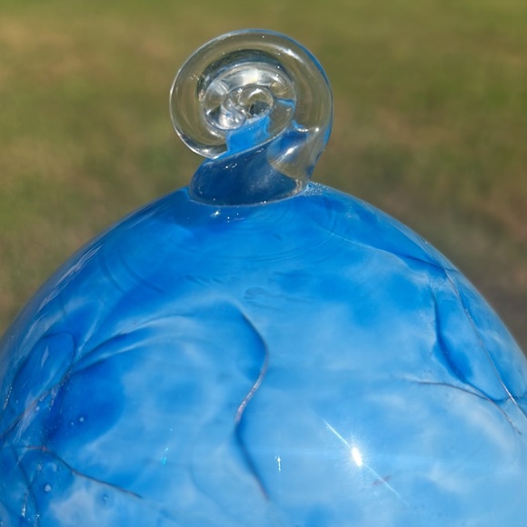 Decorative Glass Egg - Picture 9 of 11